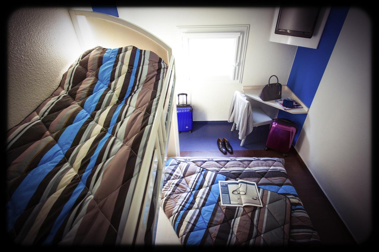 Hotel Fyl Good Ex Hotelf1 Cherbourg 3*