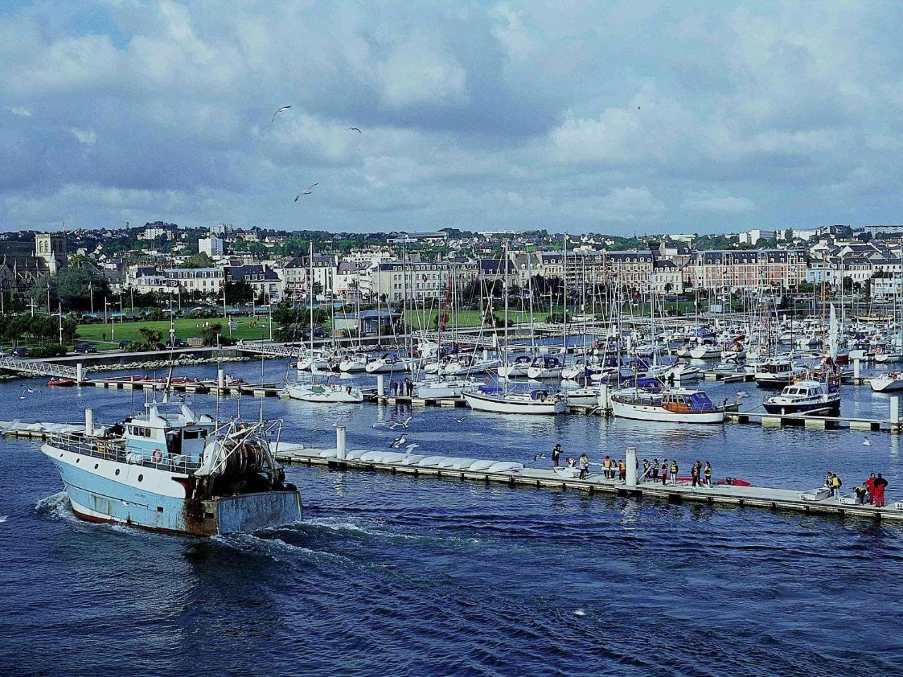 Fyl Good Ex Hotelf1 Cherbourg Hotel Tourlaville