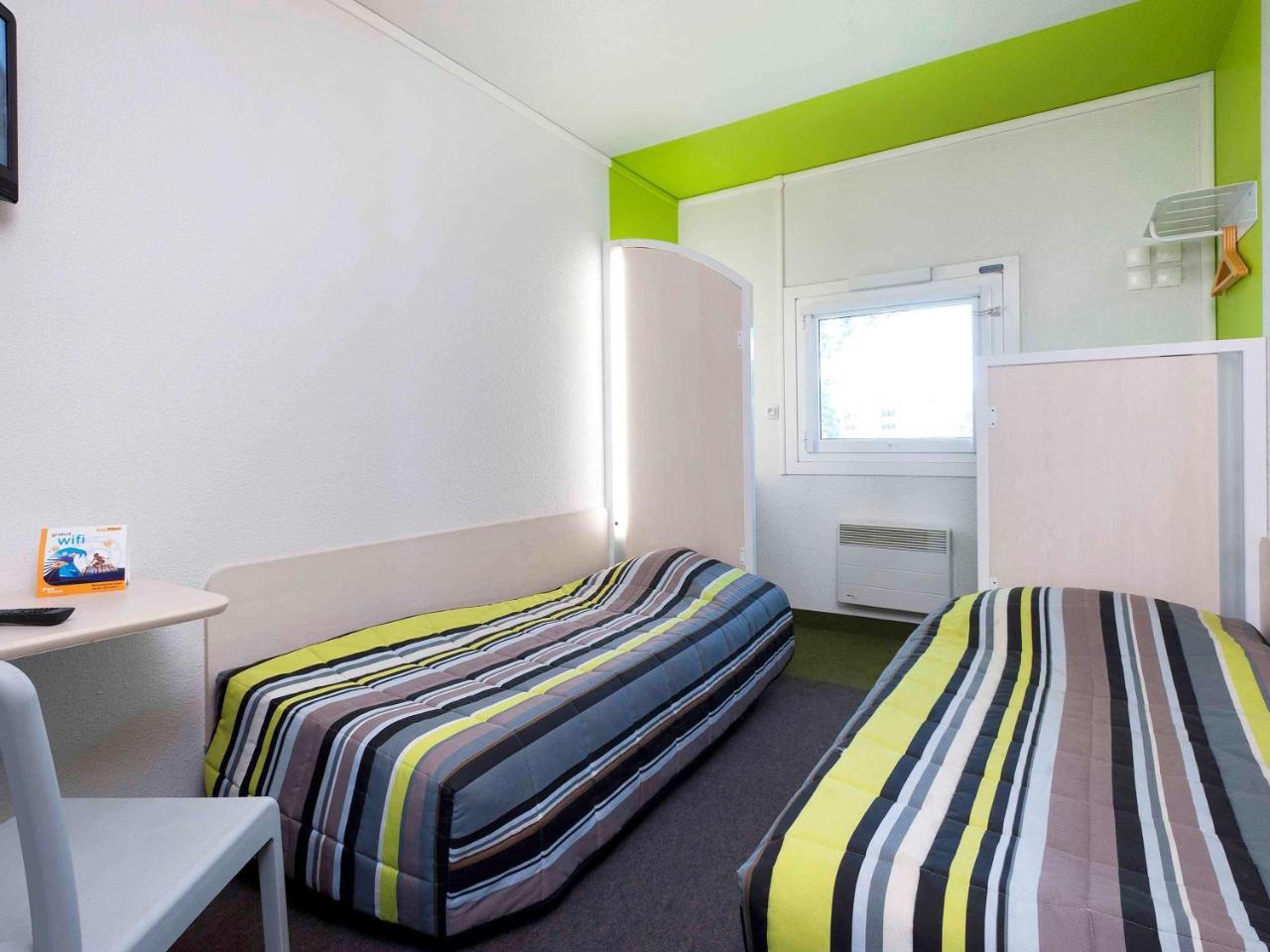 Fyl Good Ex Hotelf1 Cherbourg Hotel 3*